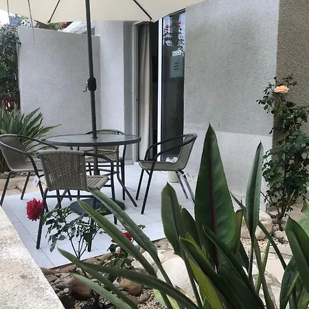 Town House, Ilios Ii, Kato *